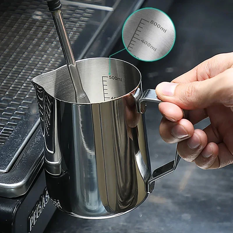 إبريق رغوة الحليب المصنوع من ا - مراجعة Barista Milk Jug وسعره