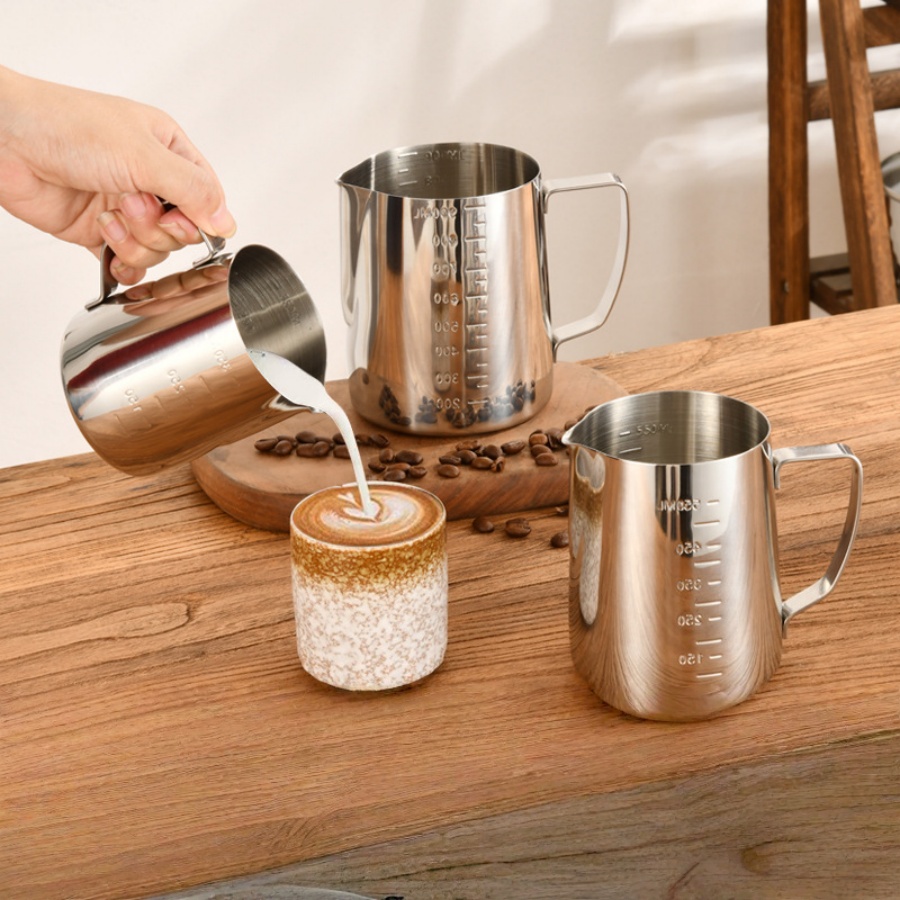 إبريق رغوة الحليب من الفولاذ ا - مراجعة Barista Milk Jug وسعره